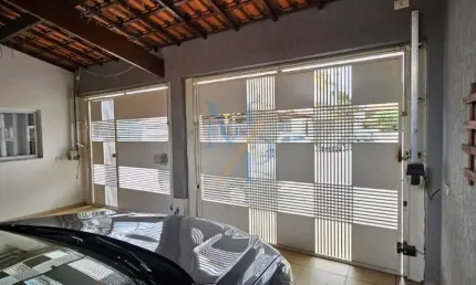 Casa com 2 Residências, Área Gourmet e Escritório – Próx. ao SESI e Shopping Vale Sul!