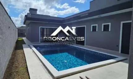 Casa de Alto Padrão com Piscina de Borda Infinita – Centro de Piraquara