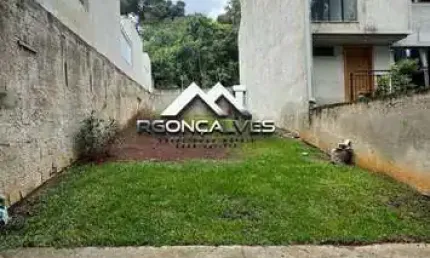 Terreno à Venda em Condomínio no Centro de Piraquara