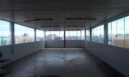 Prédio Comercial / Edifício Comercial em Conjunto Residencial José Bonifácio  -  São Paulo