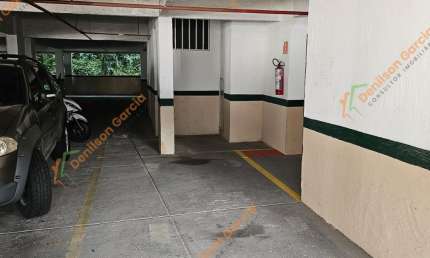 Garagem à venda no Centro, Petrópolis 