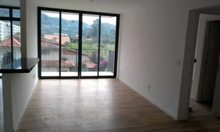 Apartamento à venda no Corrêas, Petrópolis 
