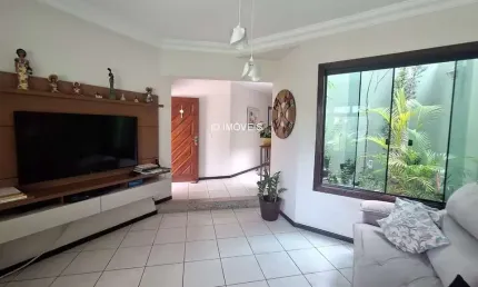 Casa em condomínio fechado com 4 quartos para alugar na Rua Nelson Luciano Antoneli, 01, Jardim Village Saint Claire, Sorocaba, 321 m2 por R$ 10.000