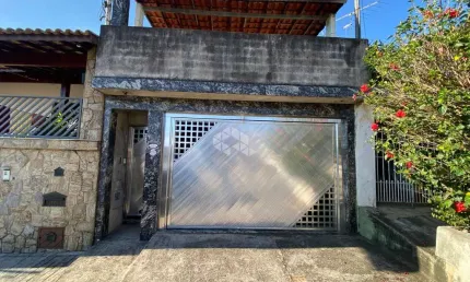 Casa com 3 dormitórios à venda, 114 m² por R$ 800.000 - Jardim Leonor - Mairiporã/SP