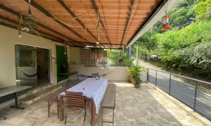 Casa com 02 dormitórios, 219,33m² a venda por R$ 450.000,00 - Estância da Serra