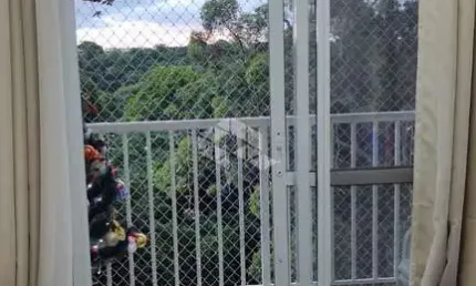 Apartamento 45 metros, 2 dormitórios, 1 banheiro, cozinha sala, varanda, 1 vaga de garagem.