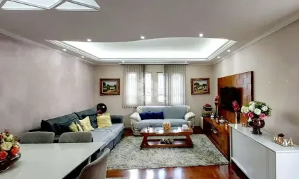 CASA SOBRADO À VENDA_166M²_4 DORMITORIOS_ CENTRO_DIADEMA SP