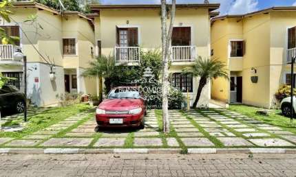 Casa com 3 quartos à venda no Jardim Barbacena, Cotia  por R$ 570.000