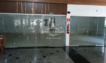 Ponto comercial com 2 salas para alugar na Vila Santo Antônio, Cotia  por R$ 7.000