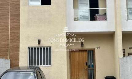 Casa em condomínio fechado com 3 quartos à venda no Parque Monjolo, Cotia  por R$ 570.000