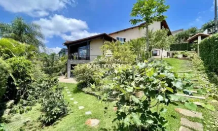 Casa em condomínio fechado com 4 quartos à venda no Jardim Indaiá, Embu das Artes  por R$ 2.150.000