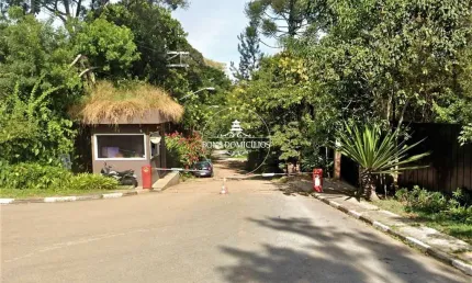 Lote 907,00 m² - Bolsão FECHADO no Miolo da Granja Viana!