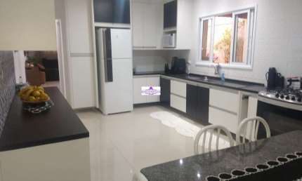 Casa com 4 quartos à venda no Jardim Cláudio, Cotia 