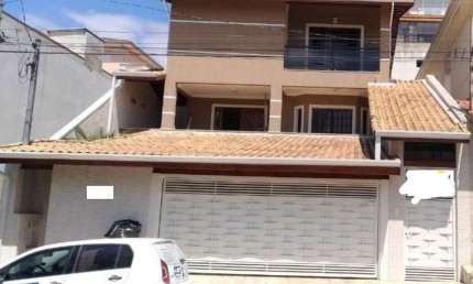 Casa 3 dormitórios para Venda em Cotia / SP no bairro Jardim Rio das Pedras