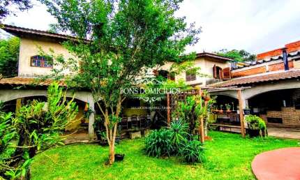 Casa bom preço -  ótimo quintal - terreno 250 m2 - Acesso pelo KM 26 da Raposo -  próx. da Granja Viana/Rodoanel/kart