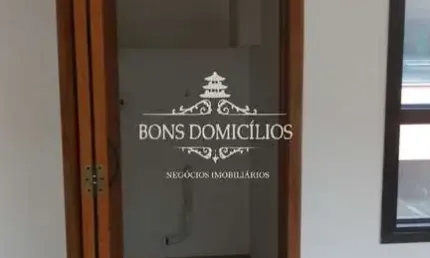 Sala comercial com 1 sala para alugar no Jardim Lambreta, Cotia  por R$ 4.490