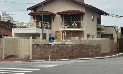 Casa à venda no bairro Parque Residencial Bom Conselho - Taubaté/SP