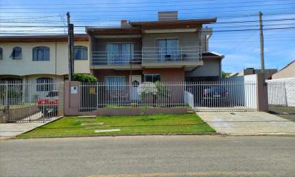 Casa com 3 quartos à venda na RUA CAMACUA, 107, Centro, Irati, 260 m2 por R$ 850.000
