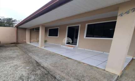 Casa com 3 quartos à venda na RUA MANOEL DA CRUZ DO NASCIMENTO, 447, Vila São João, Irati, 400 m2 por R$ 520.000