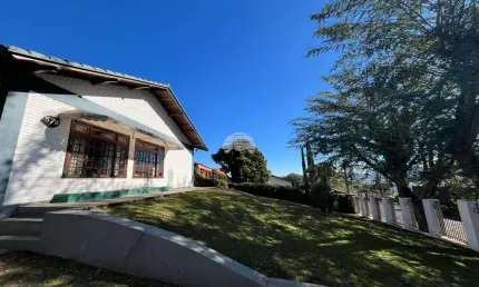Casa com 3 quartos à venda na rua olympia amaral gruber, 579, alto glória, irati, 200 m2 por r$ 1.600.000