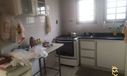 Casa com 3 quartos à venda na Jocundo Pastorelli, 201, Jardim das Nações, Taubaté