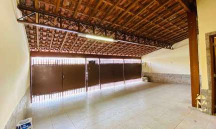 Casa com 2 quartos à venda na Rua Geraldo Nunes, 209, Vila dos Comerciários 2, Taubaté