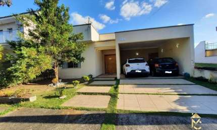 Casa em condomínio à Venda em Caminho Novo, Tremembé - SP
