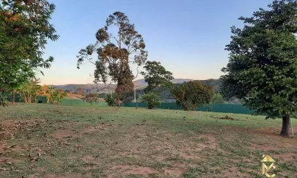 Terreno à Venda em Loteamento Chácaras Ingrid, Taubaté - SP