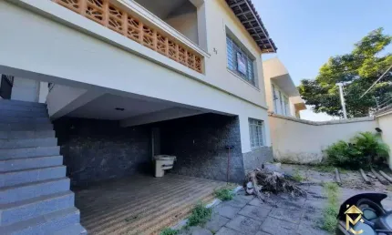 Casa com 4 quartos à venda na Rua Pellogia José, 39, Vila São José, Taubaté