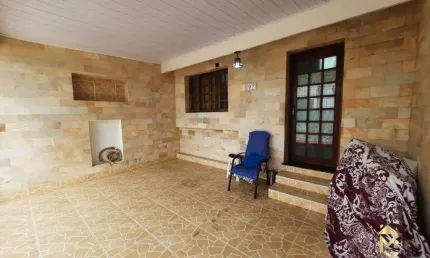 Casa com 3 quartos à venda na Rua Cachoeira Paulista, 97, Vila Iapi, Taubaté