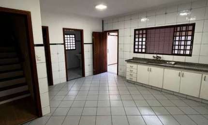 Casa com 3 quartos à venda na Rua Bahia, 676, Vila São Geraldo, Taubaté