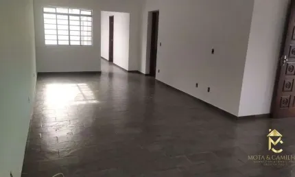 Casa com 3 quartos à venda na Rua João Malta Júnior, 94, Vila Jaboticabeira, Taubaté