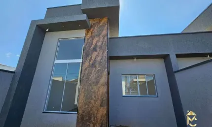 Casa à Venda em Piracangágua (Chácara Flórida), Taubaté - SP