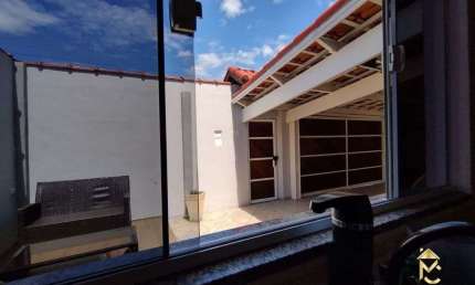 Casa com 3 quartos à venda na Rua Irmã Horminda Gambier Franco, 80, Jardim da Luz, Taubaté
