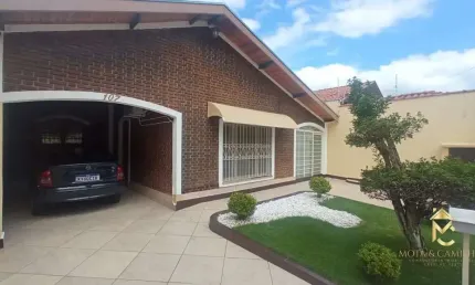 Casa com 3 quartos à venda na Rua Antônio Rodrigues Miranda, 107, Jardim Independência, Taubaté