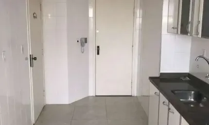 Apartamento com 2 quartos à venda na Rua Doutor Urbano Figueira, 89, Centro, Taubaté