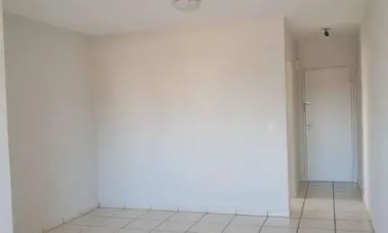 Apartamento com sacada á venda no Condomínio Pedra do Sol!!