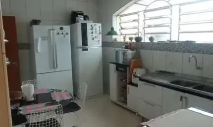 Casa em condomínio à Venda em Vila São Geraldo, Taubaté - SP