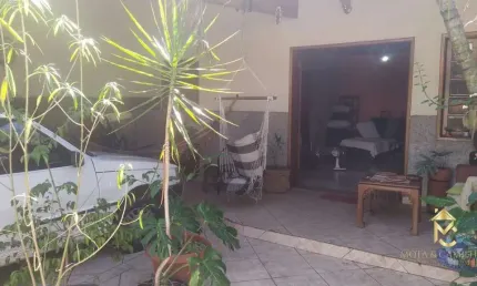 Casa com 4 quartos para alugar na Rua Coronel João Affonso, 481, Centro, Taubaté