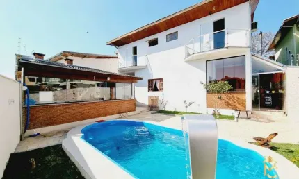 Casa com 3 quartos à venda na Rua Vitória-Régia, 158, Campos Elíseos, Taubaté