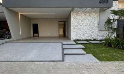 Casa em condomínio à Venda em Condomínio Ouro Ville, Taubaté - SP