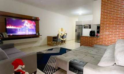 Casa em via pública com varanda Gourmet à venda em Taubaté.