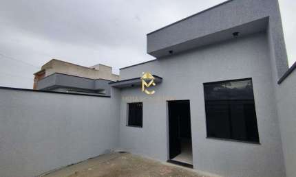 Casa térrea a venda no bairro Santa Cruz do Areão de 3 dormitórios