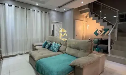 Casa com piscina e varanda Gourmet à venda em Condomínio em Taubaté
