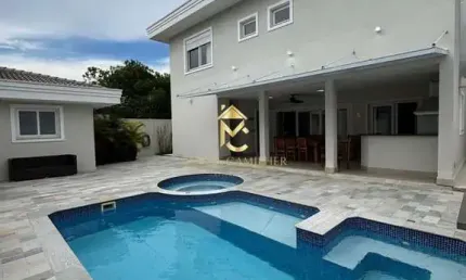 Casa Mobiliada, com piscina para Locação em condomínio em Taubaté.