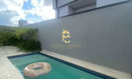 Vendo Linda Casa Térrea com piscina no Condomínio fechado