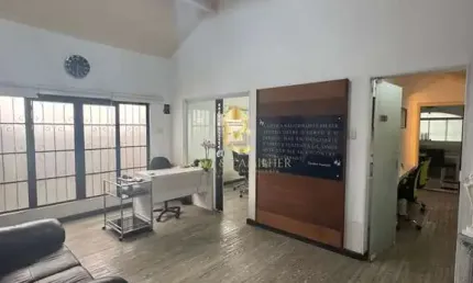 Ponto comercial com 8 salas à venda na Rua Guaianázes, 180, Jardim Maria Augusta, Taubaté