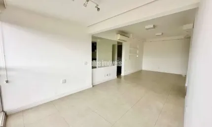 Apto ao lado Shopping Morumbi, rua com segurança 24 horas