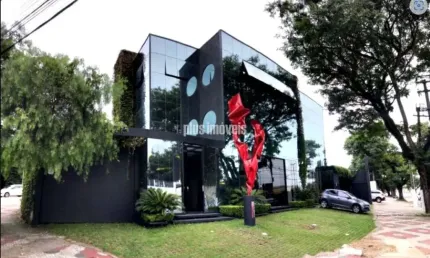Cidade Jardim 650,0m²m Área Construída, 700,0m² Área de Terreno 4 WC- 17 Vagas de Garagem