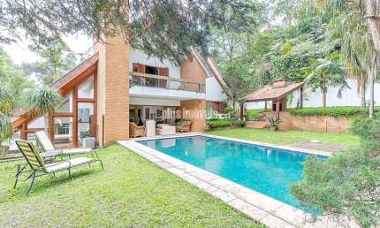 MORUMBI  800,0M²AC 2000M²AT  4 SUÍTES 11 vagas de garagem
